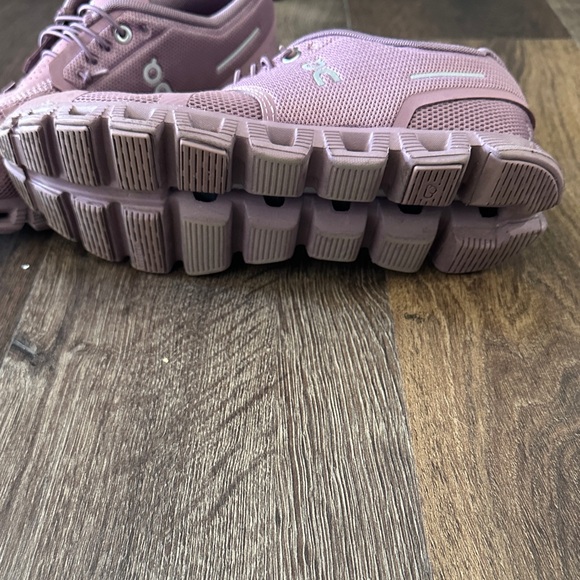 On Running Mauve Athletic Shoes - Picture 2 of 2